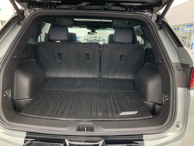 Certified 2023 Chevrolet Blazer RS w/ Driver Confidence II Package image 13