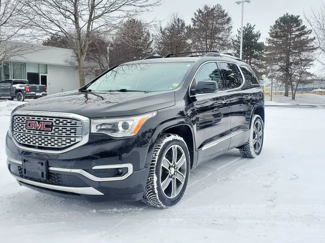 Used 2017 GMC Acadia Denali w/ Technology Package image 2