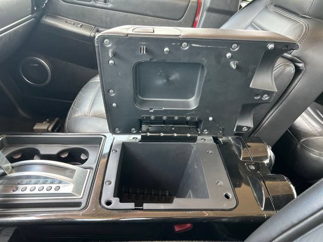 Used 2007 HUMMER H2 SUT w/ Special Edition AWD/4WD image 29