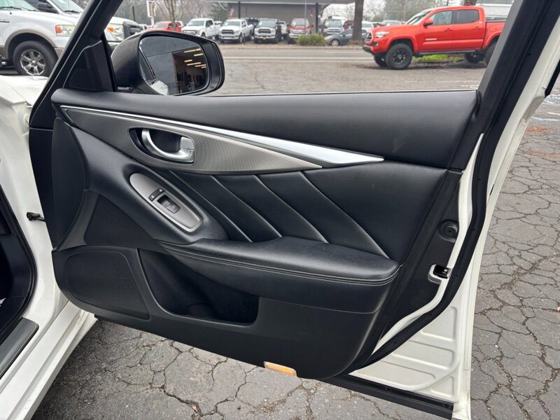 Used 2014 INFINITI Q50 Premium w/ Navigation Package image 10