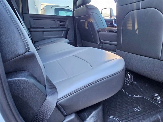 New 2025 RAM 5500 Tradesman image 32