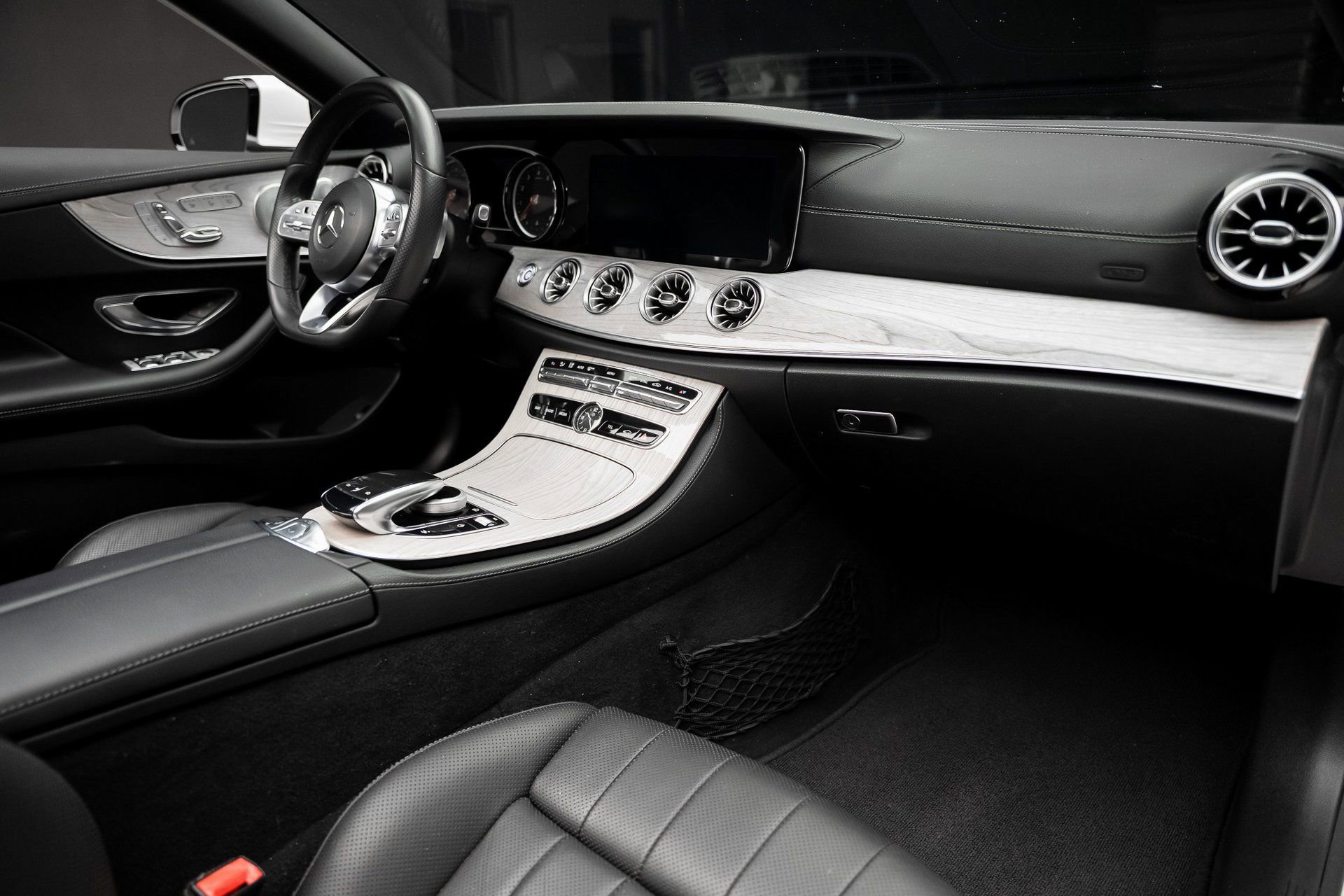 Used 2019 Mercedes-Benz E 450 4MATIC Cabriolet image 64