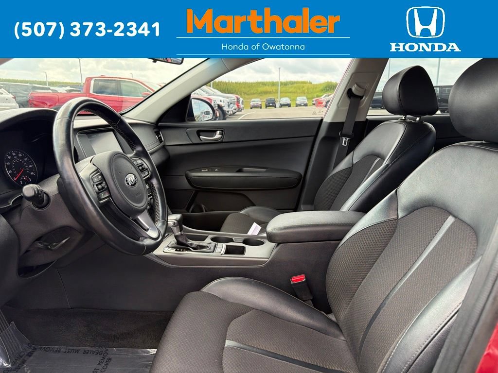 Used 2018 Kia Optima S w/ Panoramic Sunroof Package FWD image 9