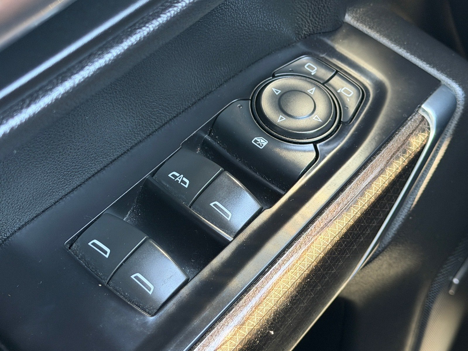 Used 2019 Chevrolet Silverado 1500 LT Trail Boss AWD/4WD image 30