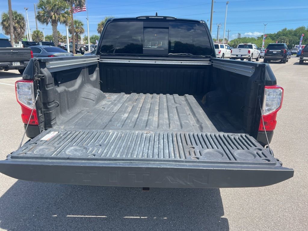 Certified 2024 Nissan Titan SV w/ SV Convenience Package image 5