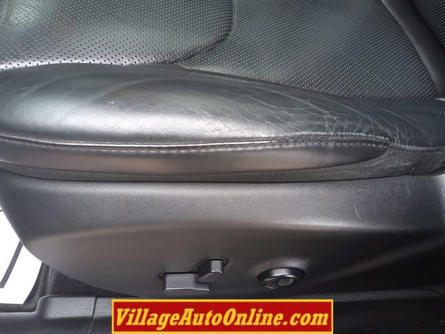 Used 2017 Jeep Cherokee Overland AWD/4WD image 23