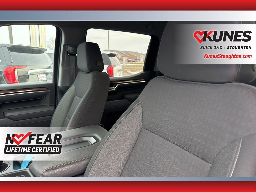 Used 2025 Chevrolet Silverado 1500 LT image 25