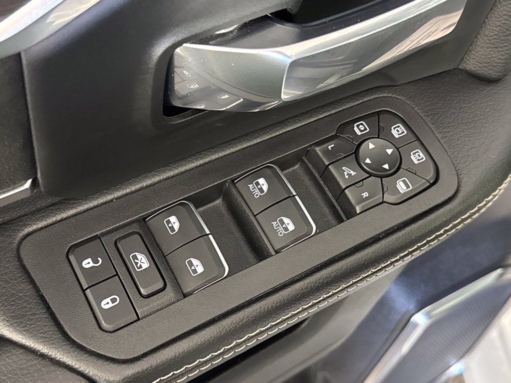 Certified 2026 RAM 2500 Laramie AWD/4WD image 37
