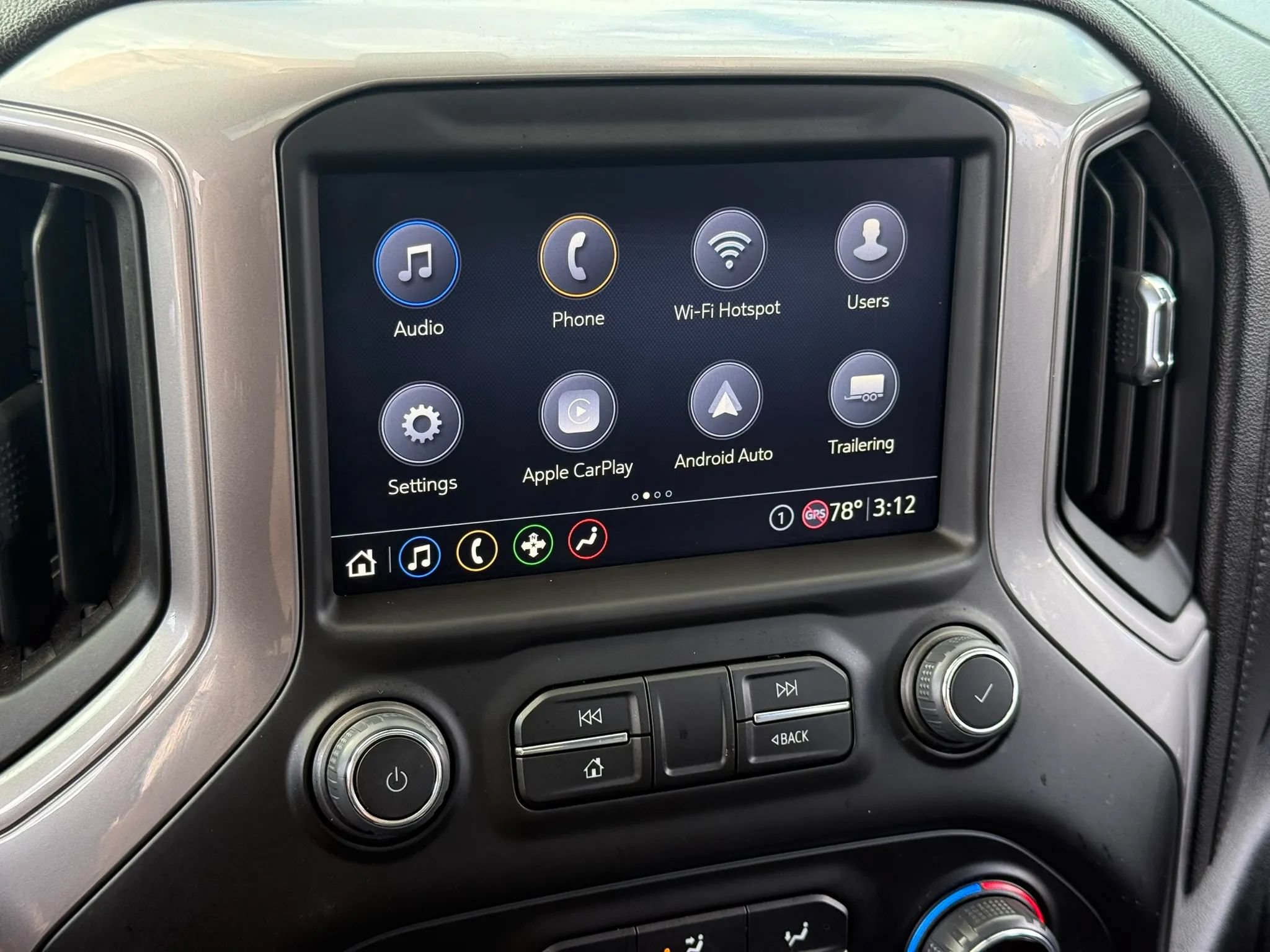 Used 2020 Chevrolet Silverado 1500 RST AWD/4WD image 24