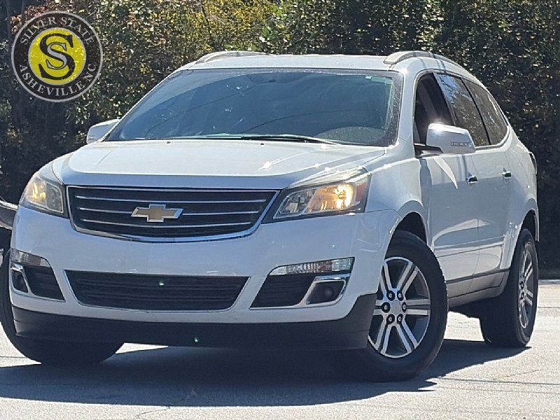 Used 2017 Chevrolet Traverse LT FWD image 1