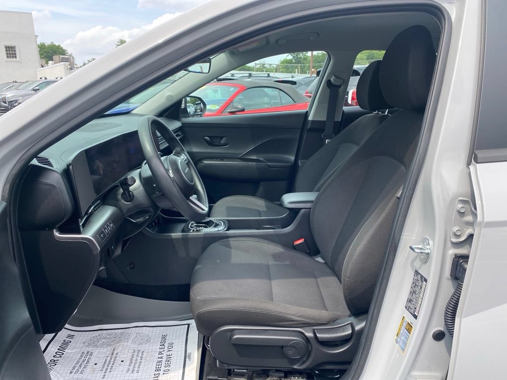 Certified 2024 Hyundai Kona SE AWD/4WD image 13