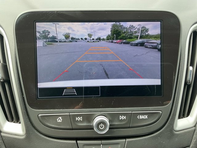 Used 2025 Chevrolet Malibu LT FWD image 25