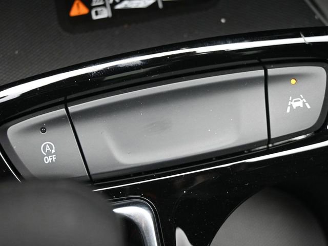 New 2026 Chevrolet Trax RS w/ Sunroof Package image 32