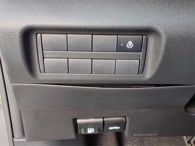 Certified 2023 Nissan Kicks SR w/ SR Premium Package image 14