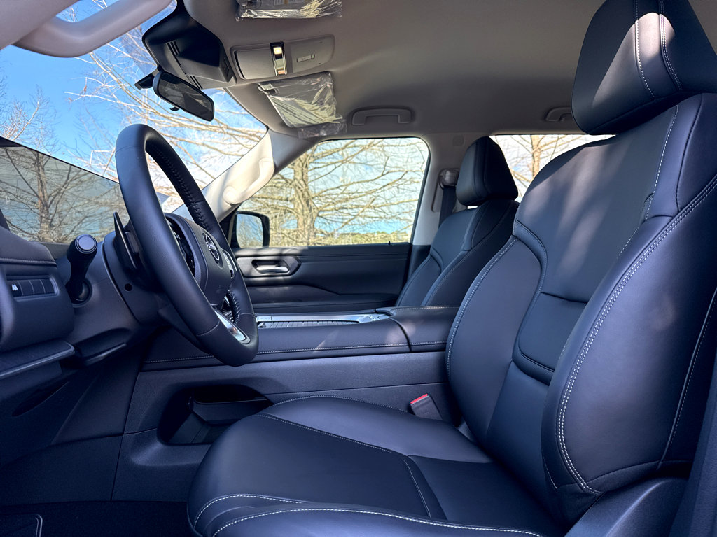 New 2026 Nissan Armada SV image 11