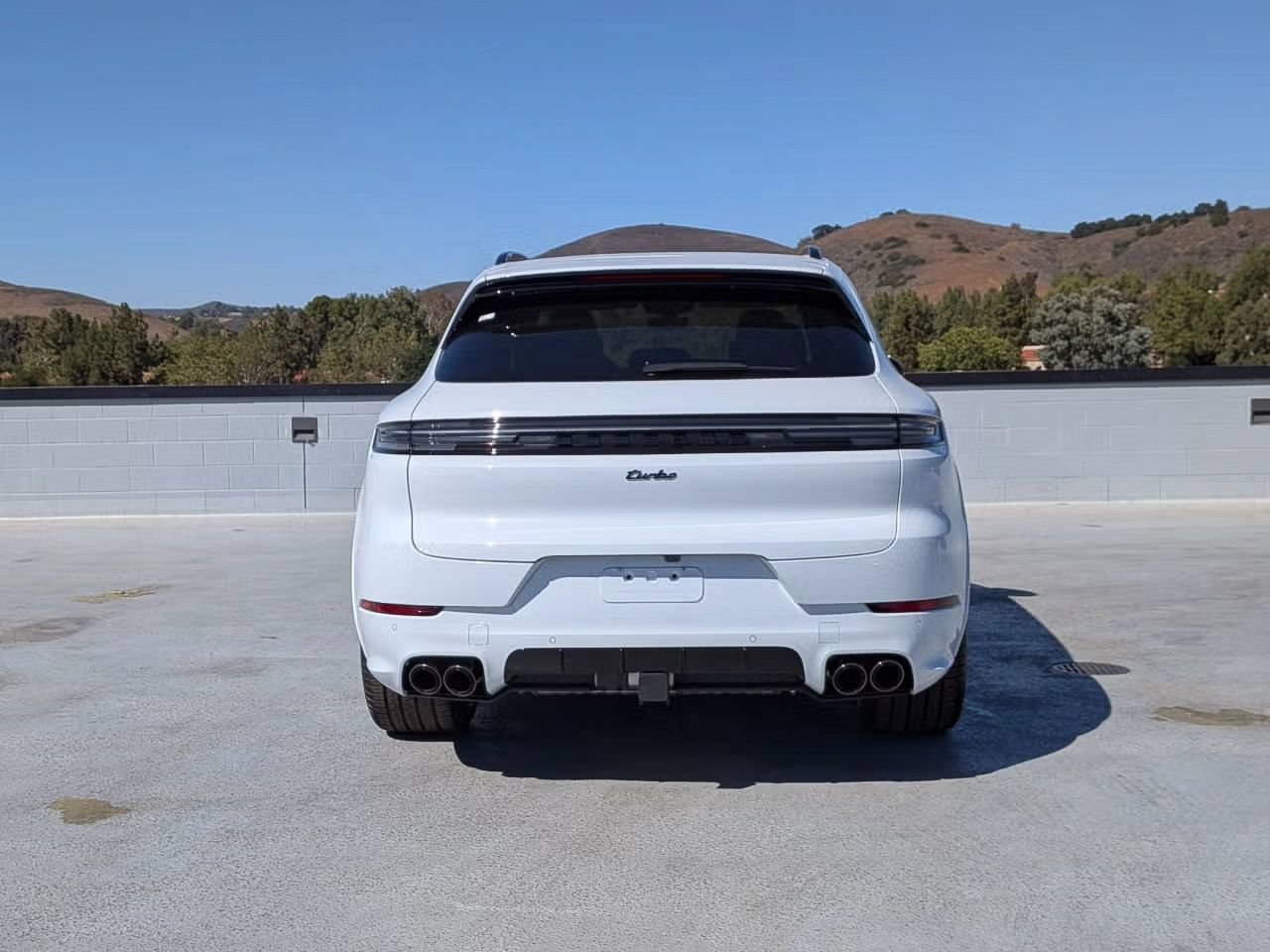 Certified 2025 Porsche Cayenne Turbo AWD/4WD image 6