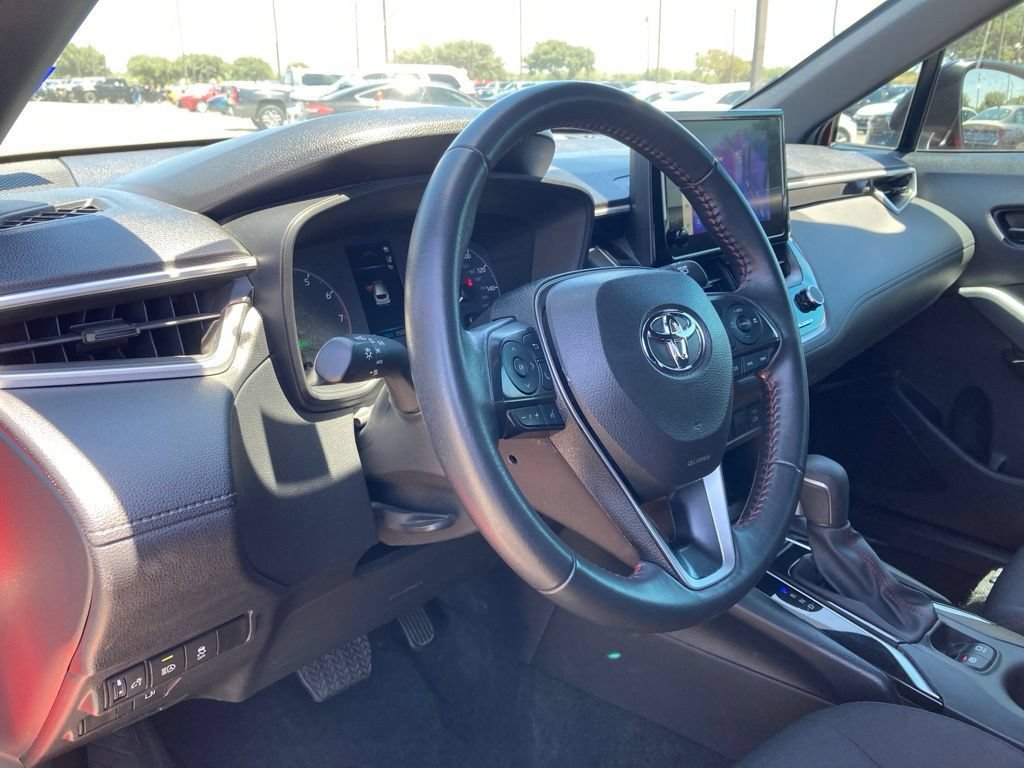 Used 2024 Toyota Corolla Cross AWD Hybrid image 9
