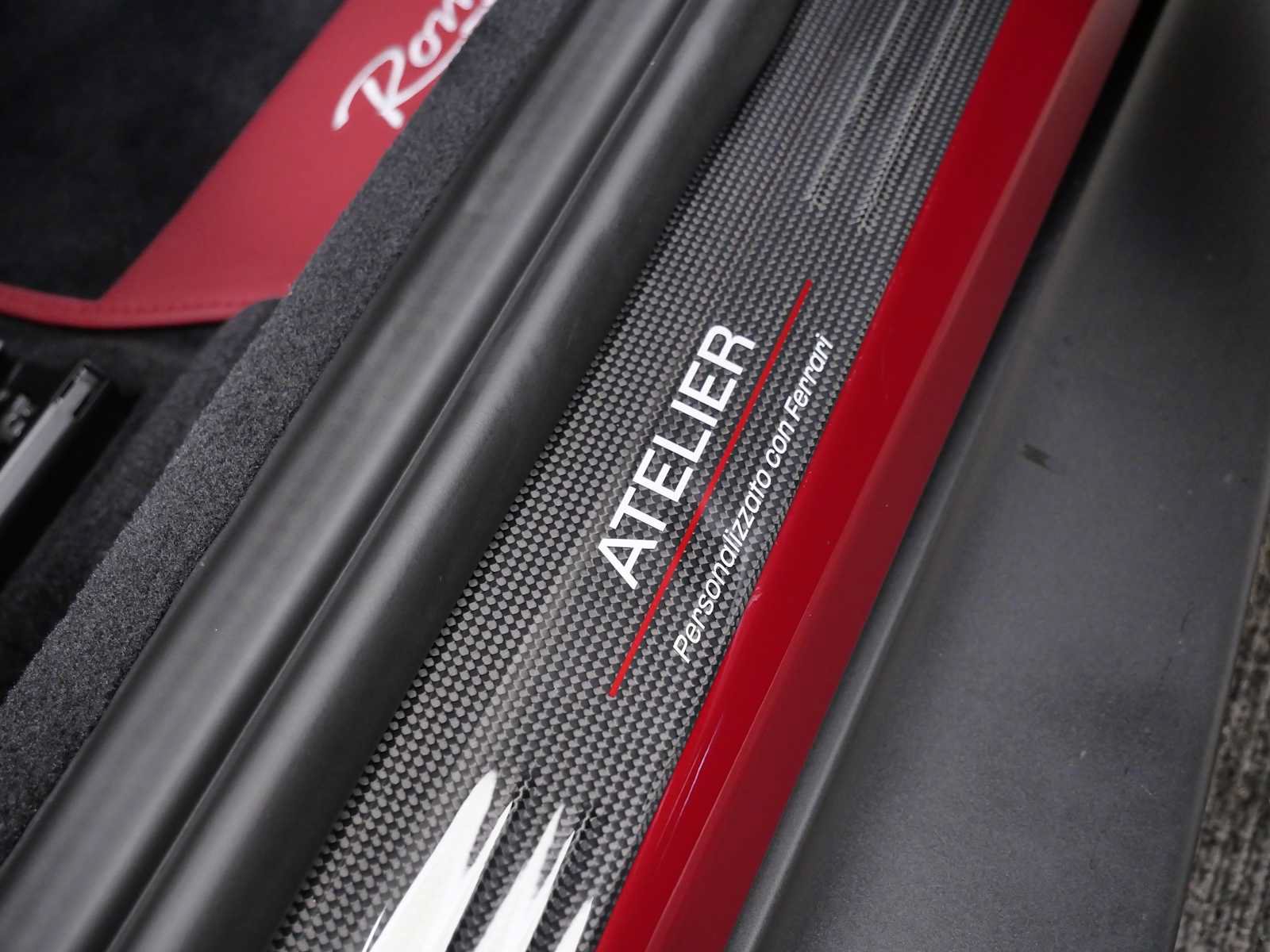 Certified 2025 Ferrari Roma Spider RWD image 18