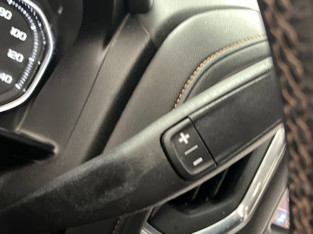 Used 2021 GMC Sierra 1500 AT4 w/ AT4 Value Package AWD/4WD image 41