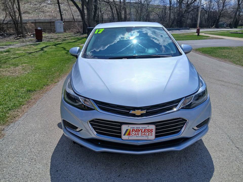 Used 2017 Chevrolet Cruze Premier FWD image 3