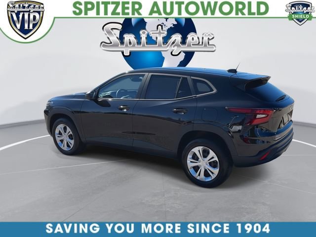 Used 2024 Chevrolet Trax LS FWD image 7
