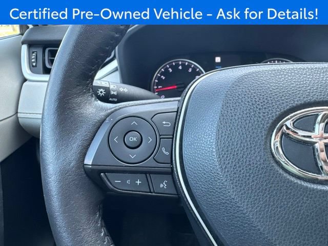 Used 2022 Toyota RAV4 XLE w/ Convenience Package AWD/4WD image 17
