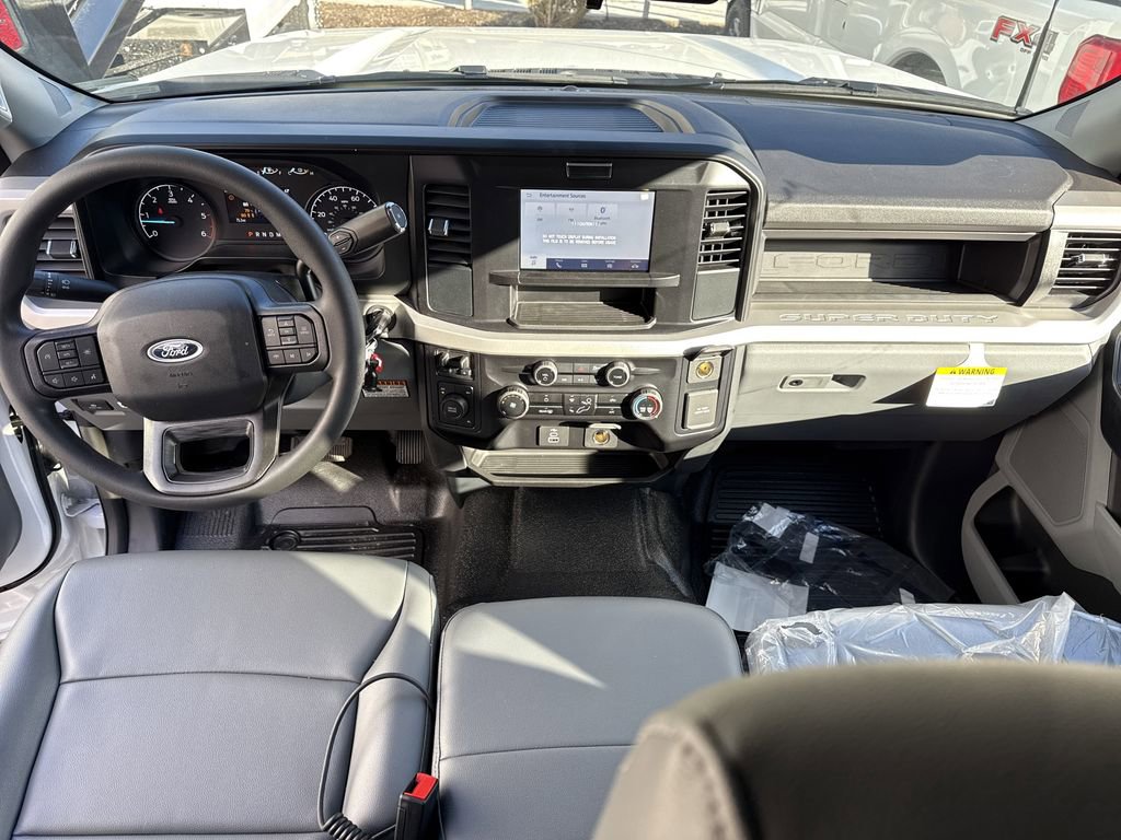 New 2026 Ford F550 4x4 Supercab Super Duty image 11