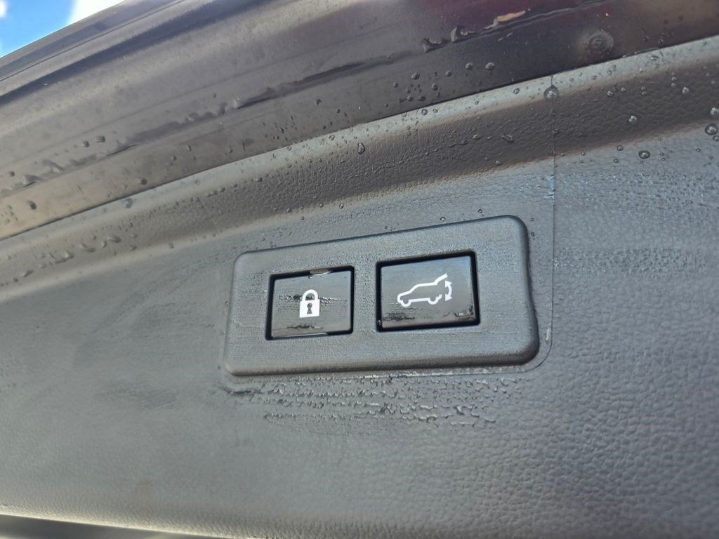 Used 2024 Subaru Outback Premium AWD/4WD image 40