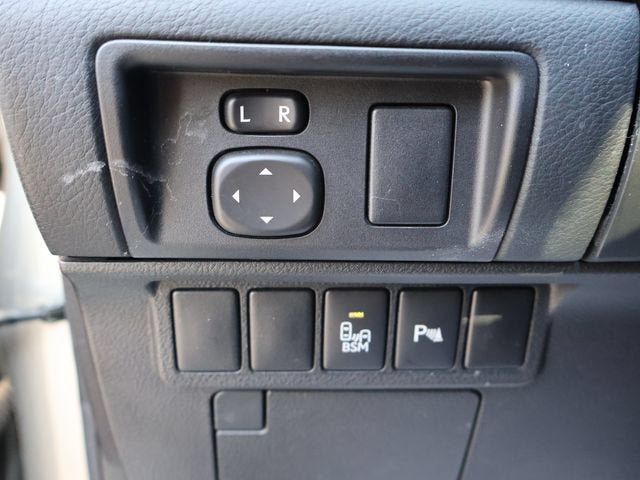 Used 2015 Lexus ES 300h w/ Navigation System Package FWD image 44