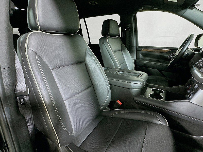 Used 2024 Chevrolet Suburban Premier AWD/4WD image 28