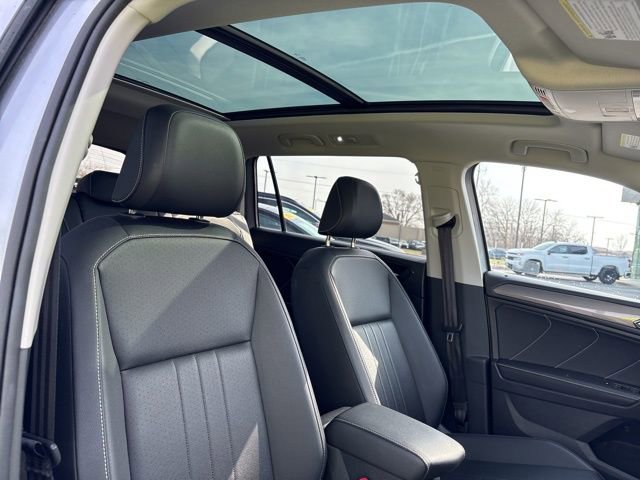 Used 2024 Volkswagen Tiguan SE image 22