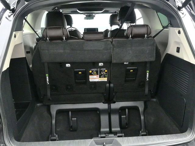 Used 2022 Toyota Sienna Platinum image 12