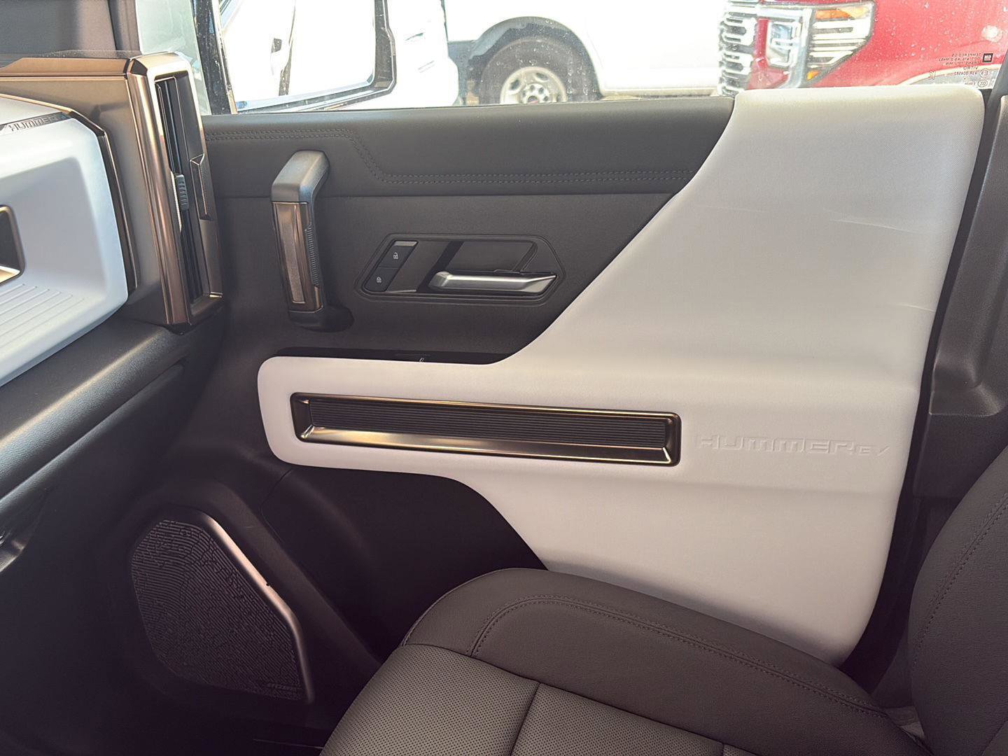Used 2025 GMC Hummer EV 3X w/ Extreme Off-Road Package image 19