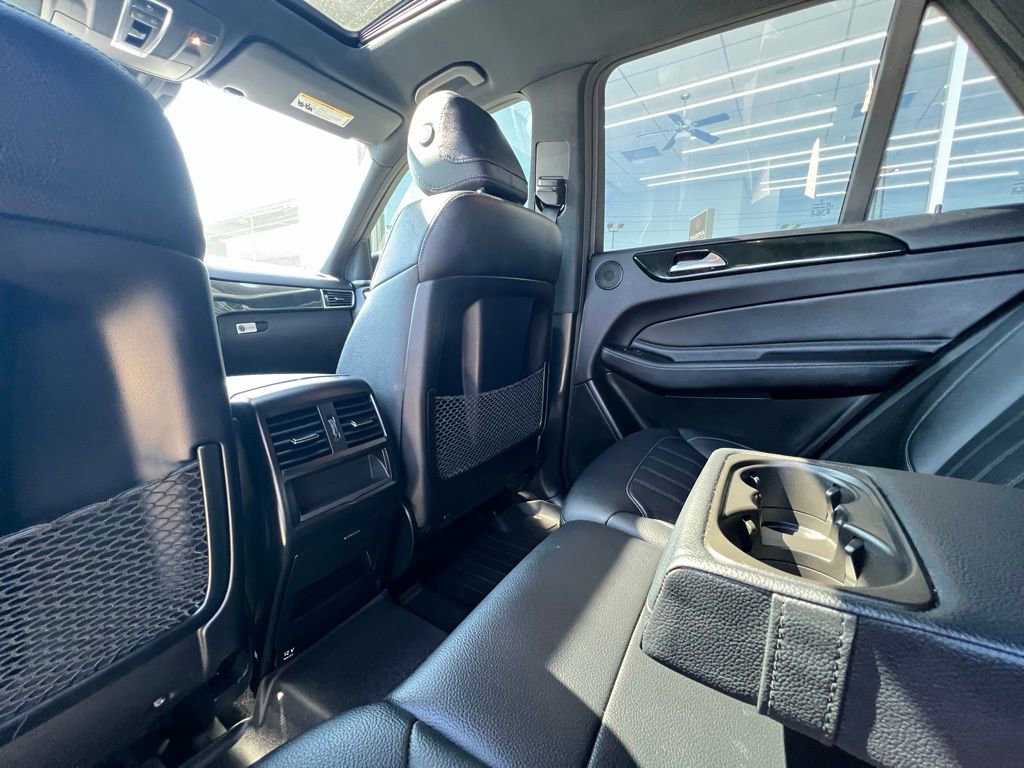 Used 2019 Mercedes-Benz GLE 400 4MATIC image 19