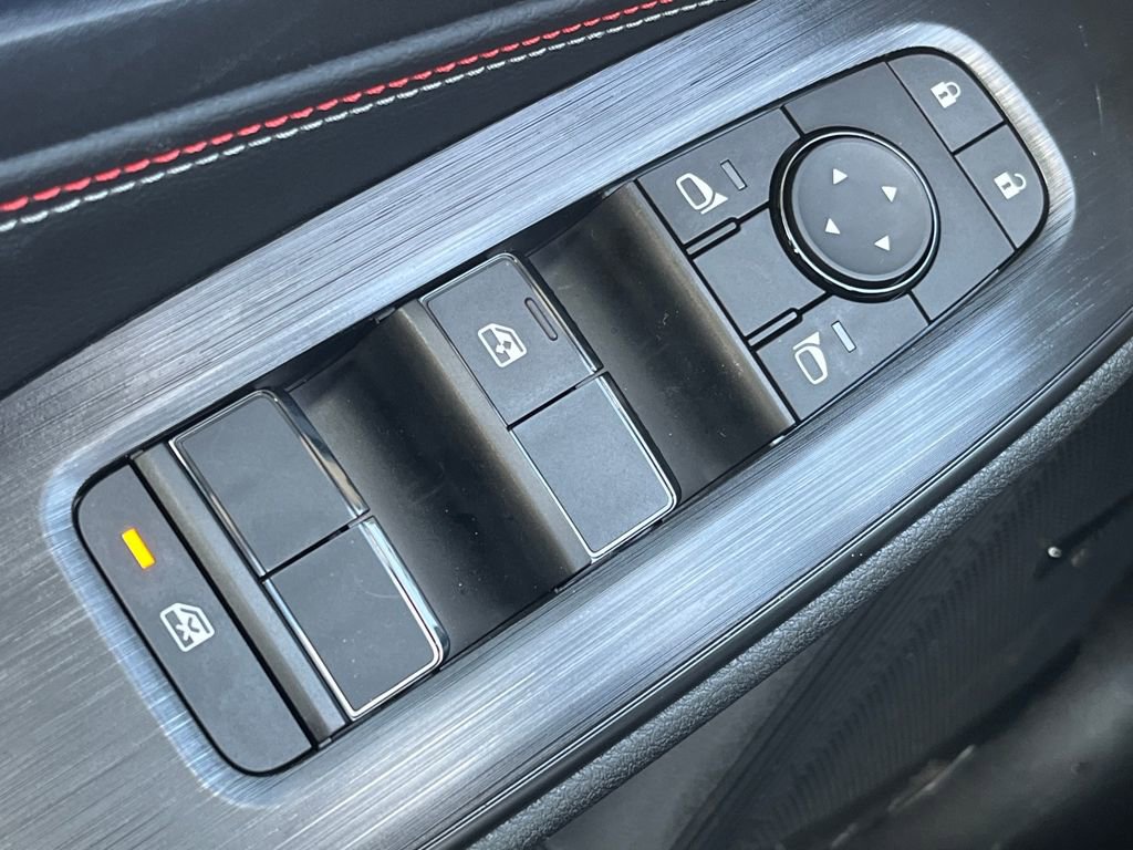 New 2026 Nissan Sentra SR w/ SR Premium Package FWD image 20