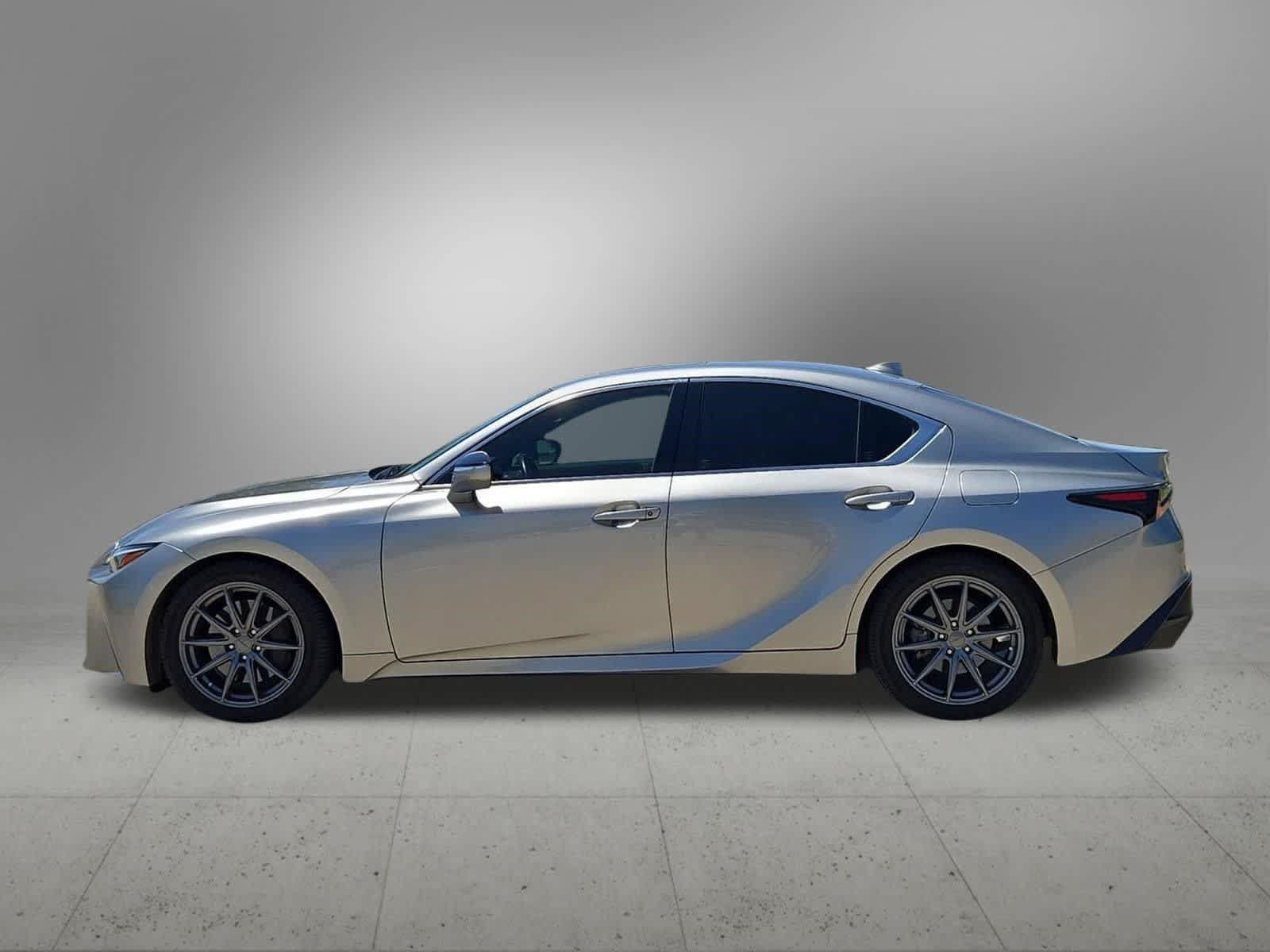 Used 2021 Lexus IS 300 w/ Comfort Package RWD image 3