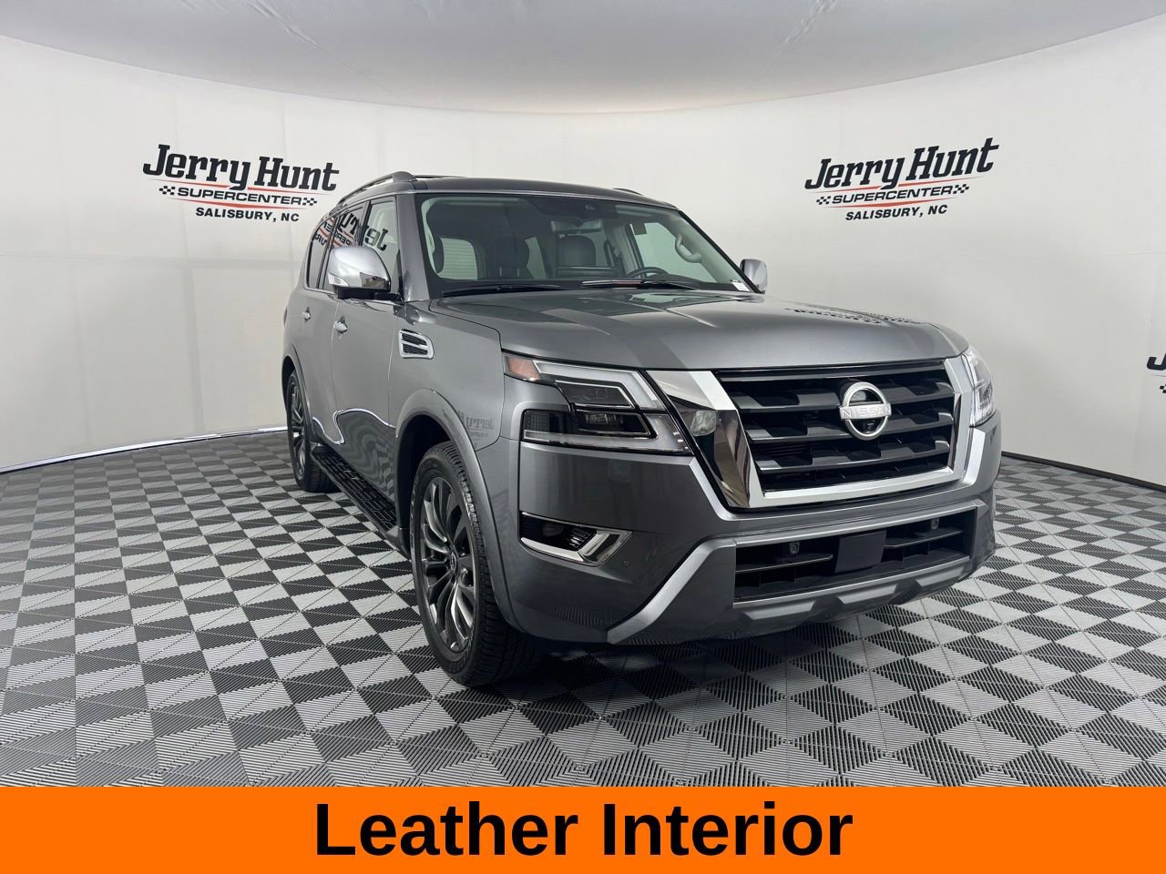 Used 2024 Nissan Armada Platinum w/ Captain's Chairs Package image 5