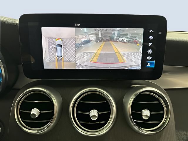 Used 2021 Mercedes-Benz GLC 300 4MATIC image 24