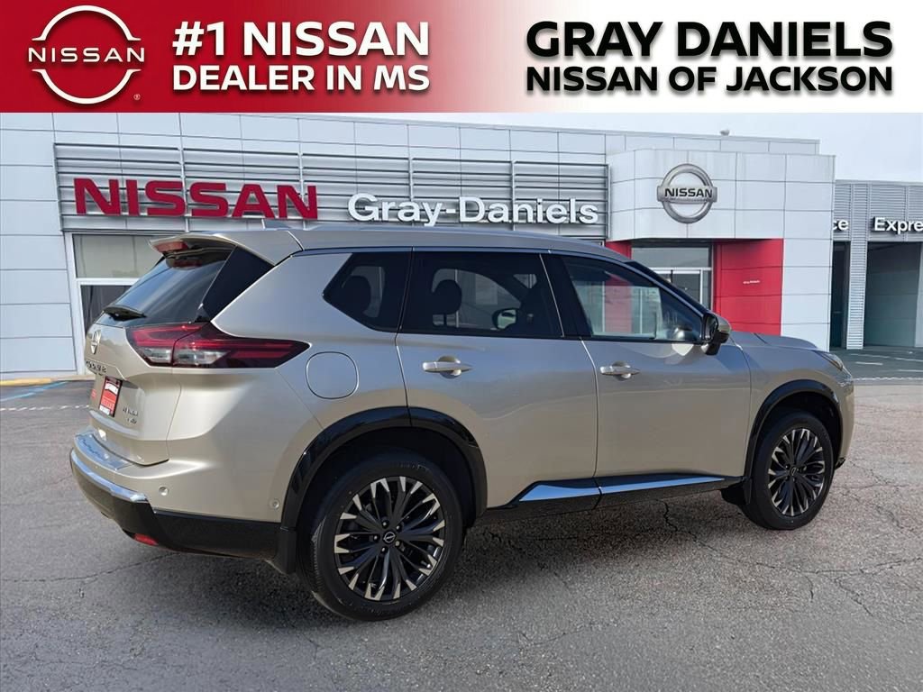 New 2026 Nissan Rogue Platinum w/ Platinum Premium Package image 2