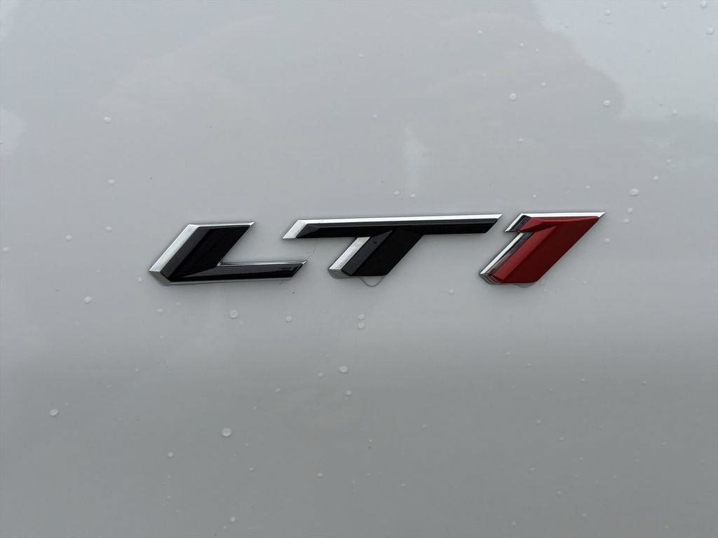 Used 2023 Chevrolet Camaro LT RWD image 30