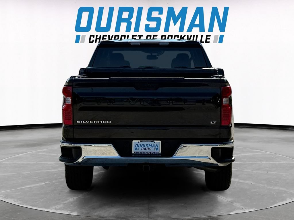Used 2022 Chevrolet Silverado 1500 LT AWD/4WD image 5