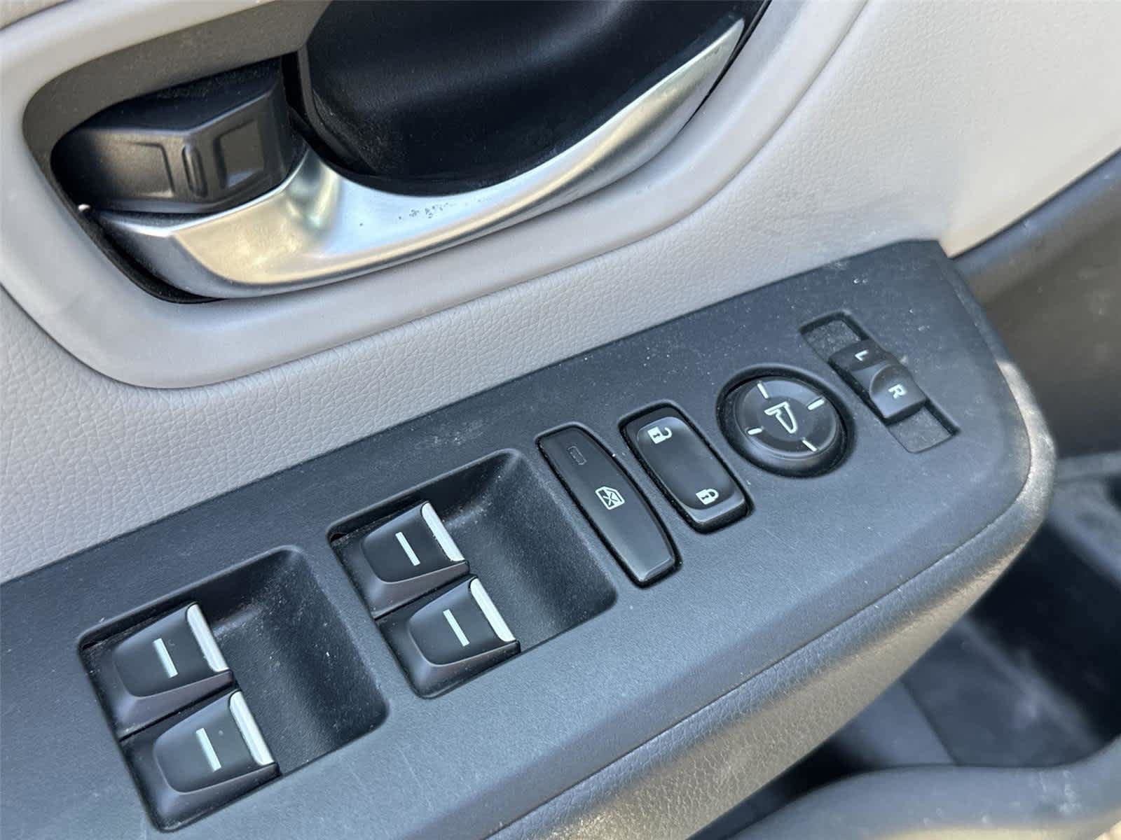 Used 2023 Honda Pilot LX image 26