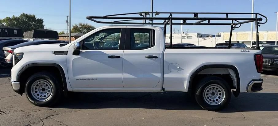 Used 2022 GMC Sierra 1500 Pro w/ 1SA Safety Plus Package AWD/4WD image 7