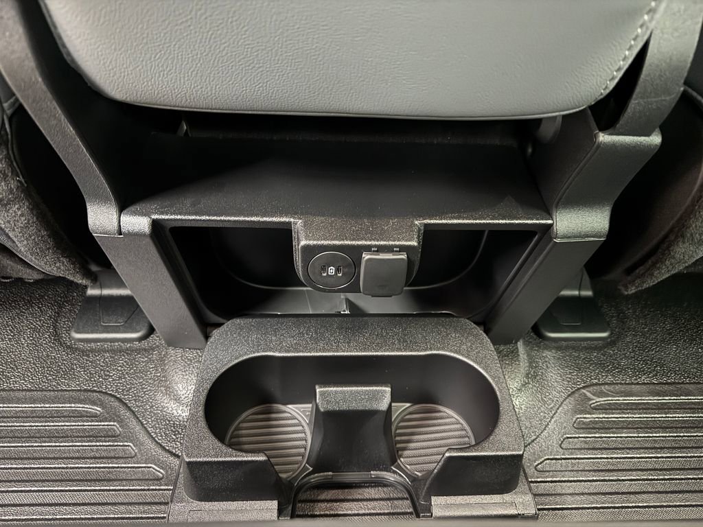 New 2026 Ford F350 XL w/ XL Chrome Package image 15