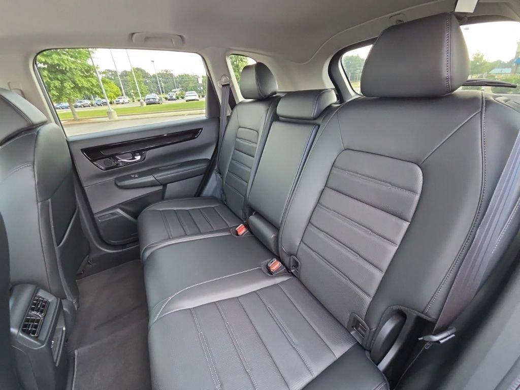 Used 2025 Honda CR-V EX-L image 12