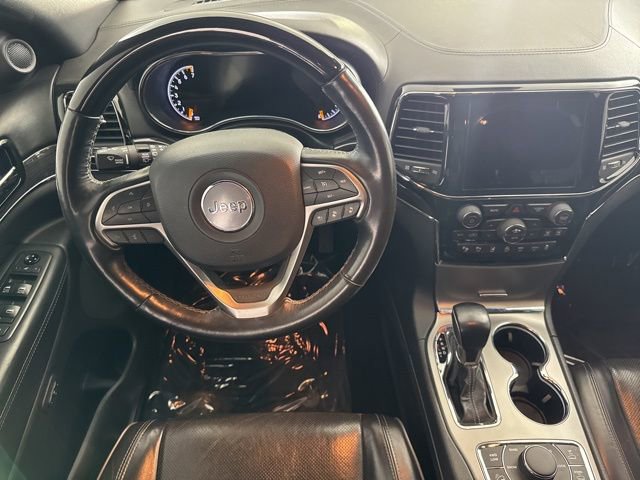 Used 2020 Jeep Grand Cherokee Overland AWD/4WD image 28