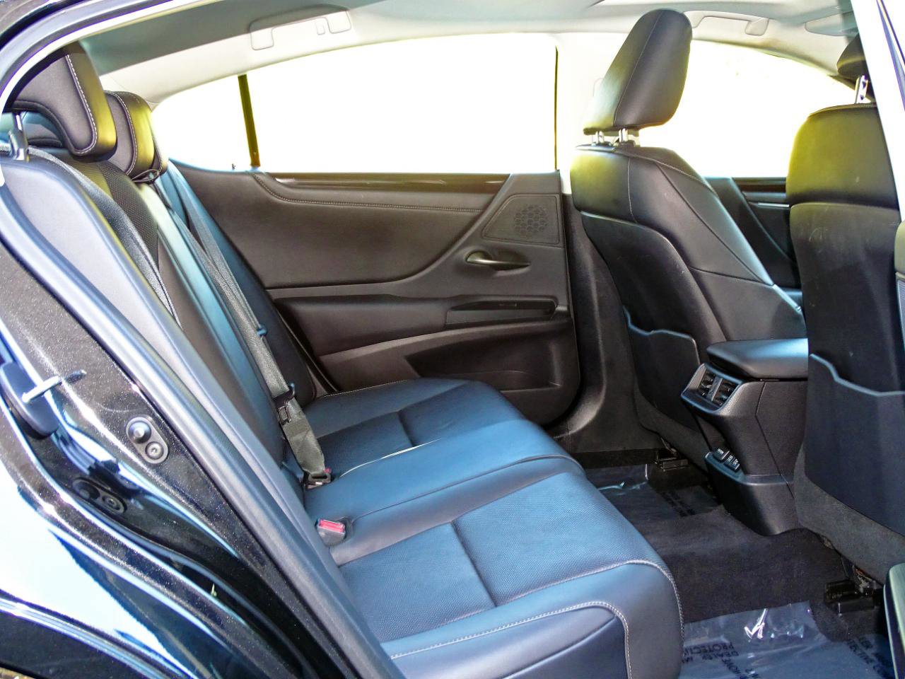 Used 2020 Lexus ES 350 w/ Premium Package image 17