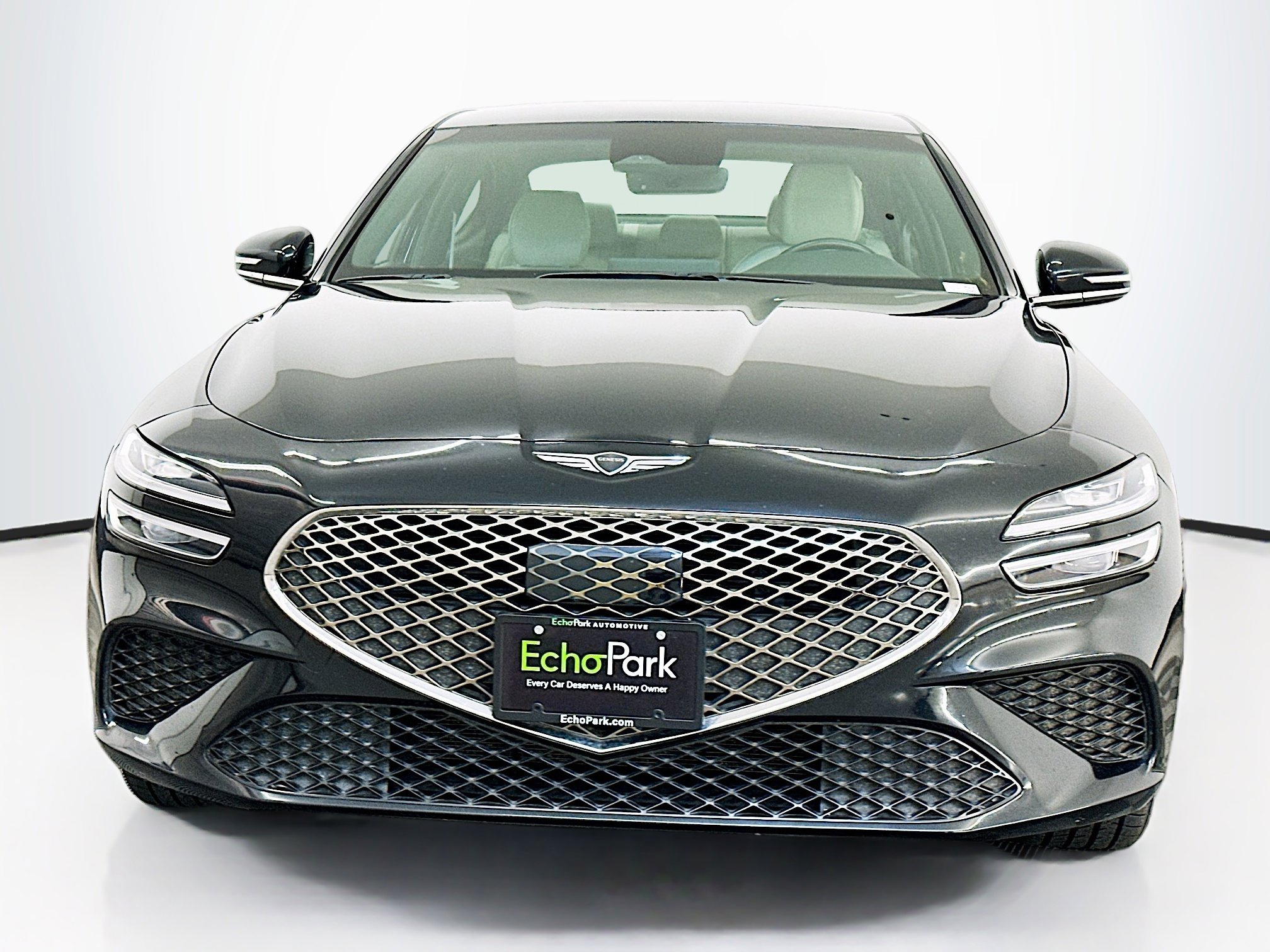 Used 2024 Genesis G70 2.5T image 2