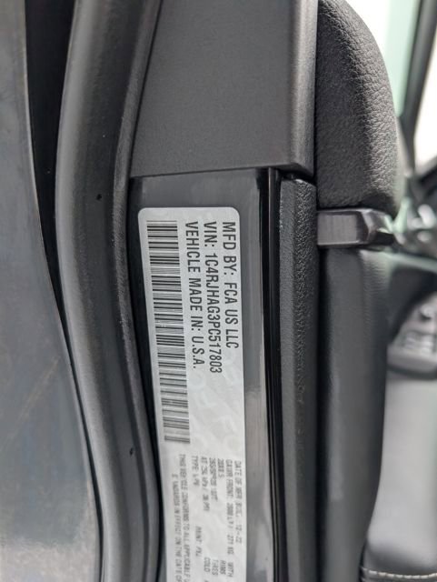 Used 2023 Jeep Grand Cherokee Altitude image 37