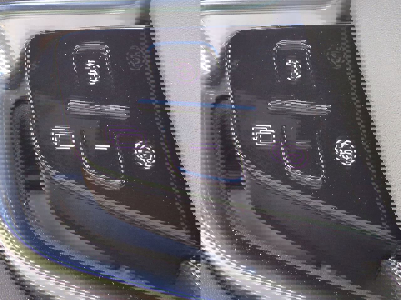 New 2025 Volvo EX90 Ultra image 24